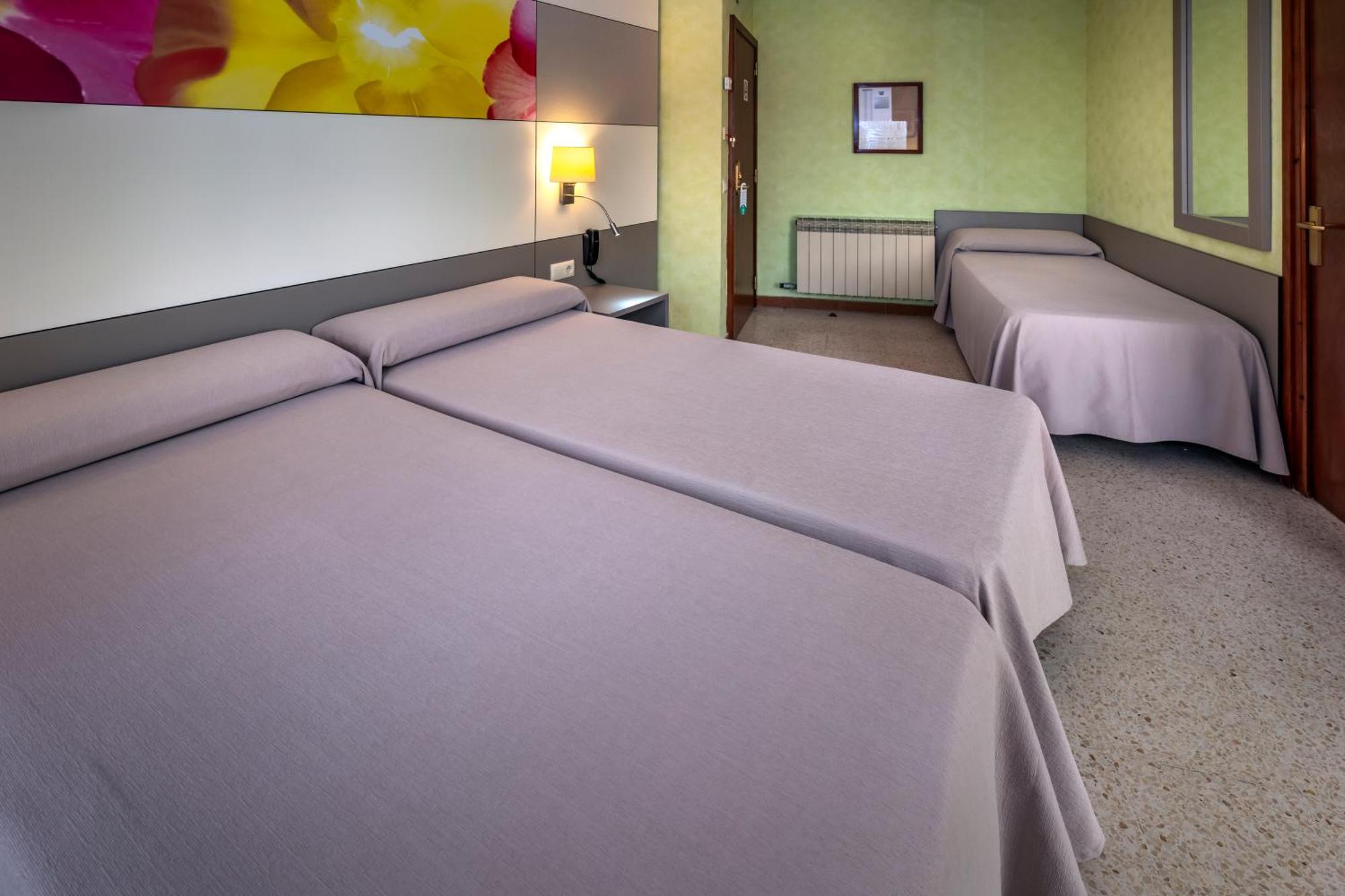 Hotel Sabiote Пинеда-де-Мар Экстерьер фото