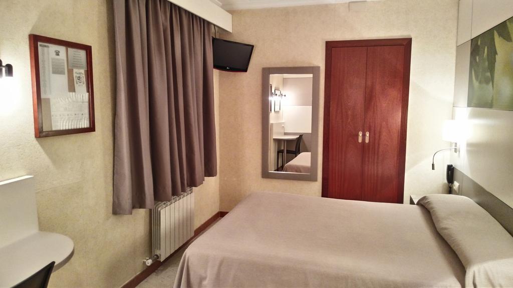 Hotel Sabiote Пинеда-де-Мар Экстерьер фото