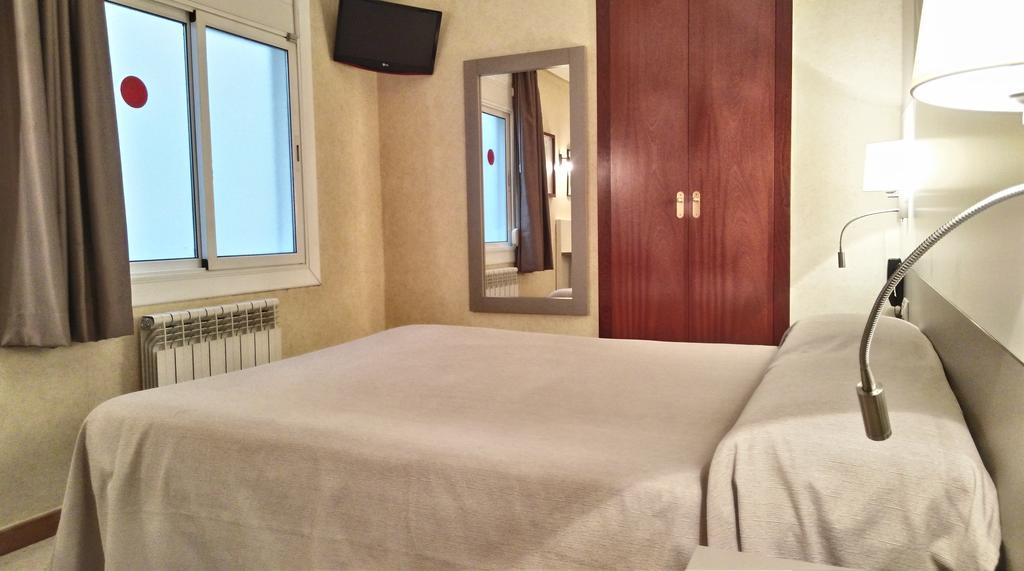 Hotel Sabiote Пинеда-де-Мар Экстерьер фото